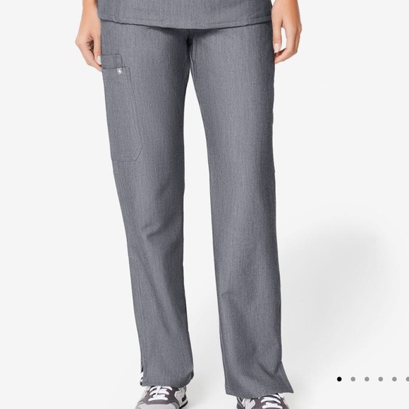 FIGS NWT KADE Grey Cargo Scrub Pants Nurse Doctor Scrubs Work Hospital - Picture 13 of 13